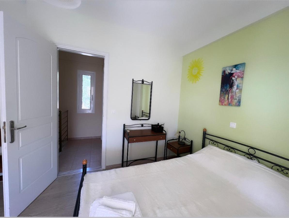 Maisonette Sea View , Finikounda ภายนอก รูปภาพ